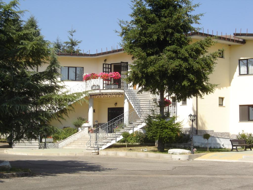 Hotel La Fattoria Camigliatello Silano Ngoại thất bức ảnh